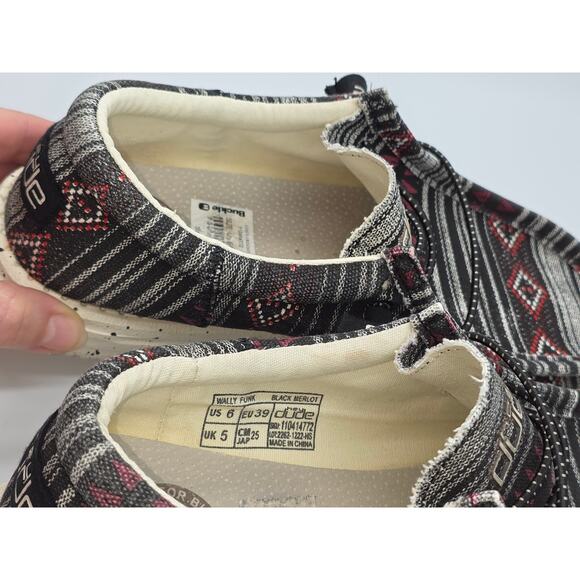 Hey Dude Mens Wally Funk Black Merlot Aztec Size 6 Rare Exclusive Travel Casual main image 14